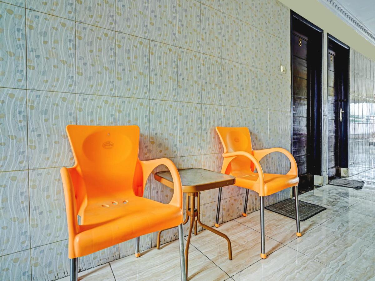 Oyo 90238 Hotel Nusantara Cirebon Dış mekan fotoğraf
